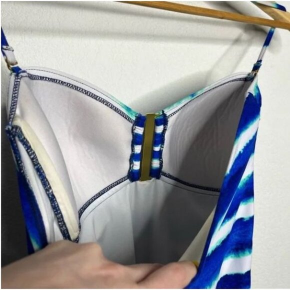 La Blanca One Piece White Blue Bandeau Cupped Ruched Swimsuit Size 10 - Picture 9 of 11